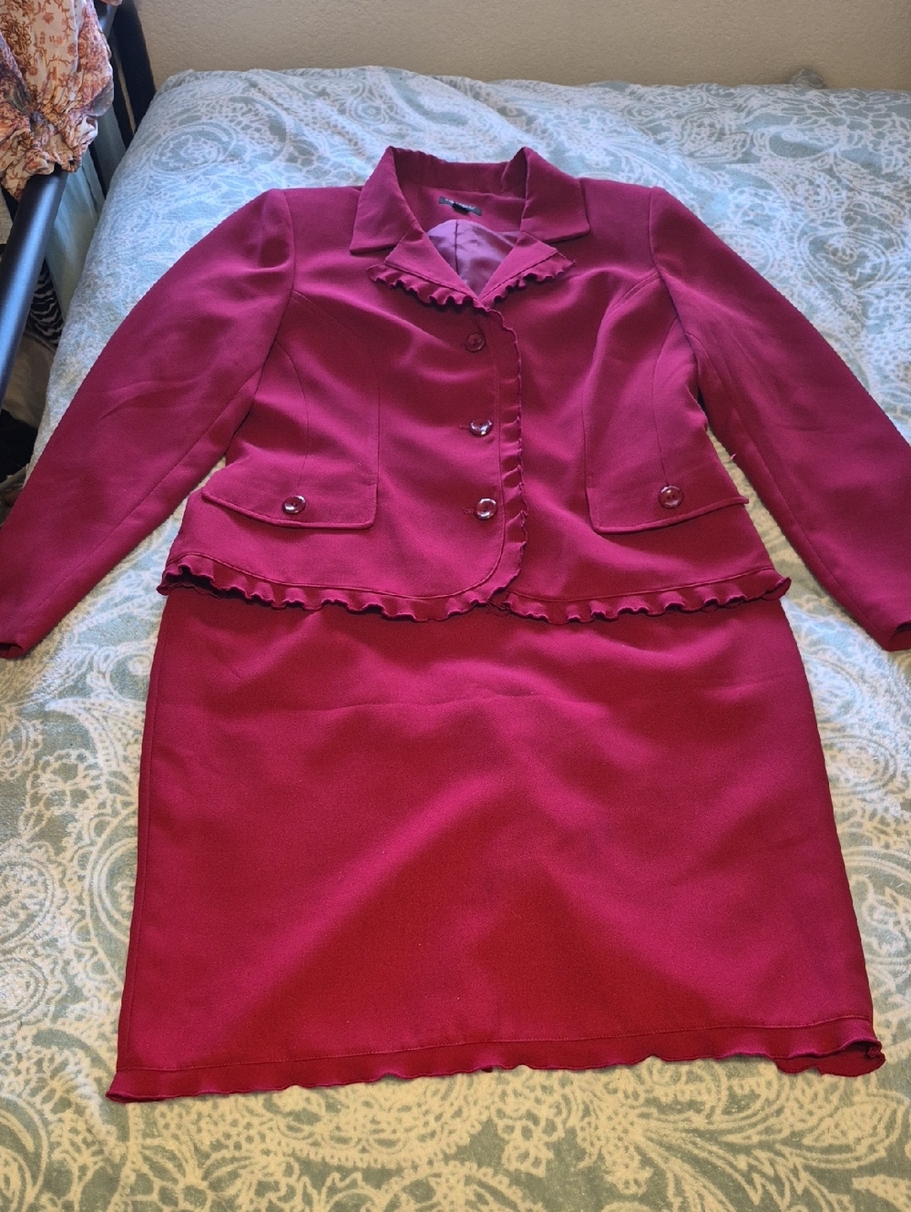 Vintage Women's Two-Piece Skirt Suit in Deep Berry